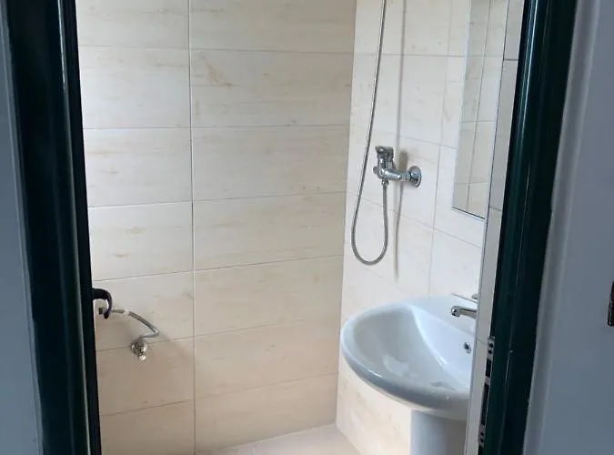 Nanaj Apartman *