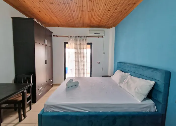 Nanaj * Ksamil